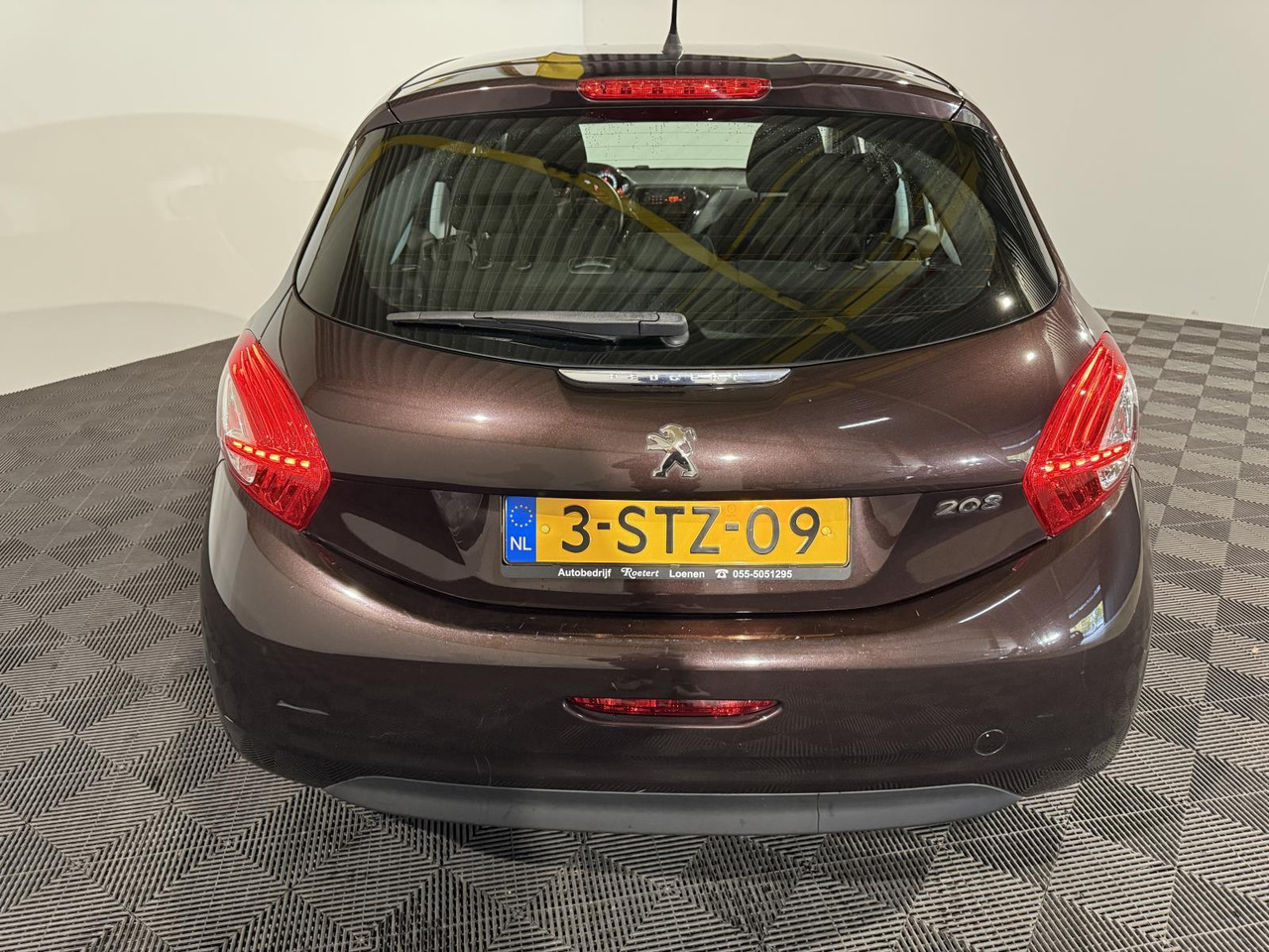 Peugeot | 208 | 1.2 VTi Urban Soul | 2014 | 200.317 km | 3STZ09 | Logisch - Viistoperä: kuva  Peugeot | 208 | 1.2 VTi Urban Soul | 2014 | 200.317 km | 3STZ09 | Logisch - Viistoperä Peugeot | 208 | 1.2 VTi Urban Soul | 2014 | 200.317 km | 3STZ09 | Logisch - Viistoperä: kuva  Peugeot | 208 | 1.2 VTi Urban Soul | 2014 | 200.317 km | 3STZ09 | Logisch - Viistoperä