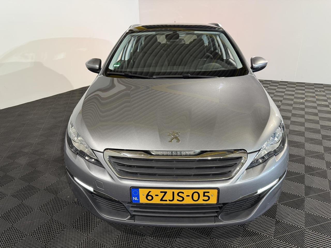 Peugeot | 308 SW | 1.2 e-THP Allure | 2015 | 158.352 km | 6ZJS05 | Logisch - Henkilöauto: kuva Peugeot | 308 SW | 1.2 e-THP Allure | 2015 | 158.352 km | 6ZJS05 | Logisch - Henkilöauto Peugeot | 308 SW | 1.2 e-THP Allure | 2015 | 158.352 km | 6ZJS05 | Logisch - Henkilöauto: kuva Peugeot | 308 SW | 1.2 e-THP Allure | 2015 | 158.352 km | 6ZJS05 | Logisch - Henkilöauto