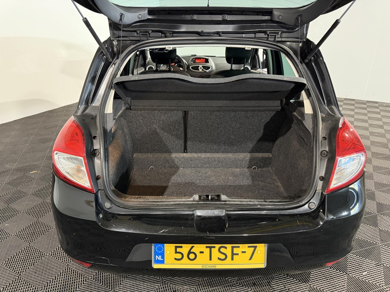 Renault | Clio | 1.2 Authentique | 2012 | 216.427 km | 56TSF7 | Logisch - Viistoperä: kuva Renault | Clio | 1.2 Authentique | 2012 | 216.427 km | 56TSF7 | Logisch - Viistoperä Renault | Clio | 1.2 Authentique | 2012 | 216.427 km | 56TSF7 | Logisch - Viistoperä: kuva Renault | Clio | 1.2 Authentique | 2012 | 216.427 km | 56TSF7 | Logisch - Viistoperä