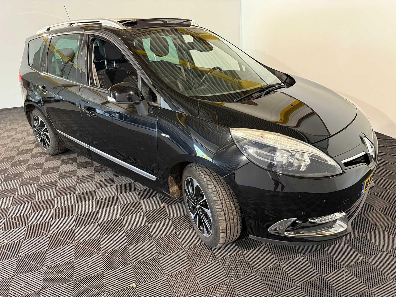 Renault Grand Scénic 1.2 Tce Bose | 2016 | 118.319 km | H-596-NV - Henkilöauto: kuva Renault Grand Scénic 1.2 Tce Bose | 2016 | 118.319 km | H-596-NV - Henkilöauto Renault Grand Scénic 1.2 Tce Bose | 2016 | 118.319 km | H-596-NV - Henkilöauto: kuva Renault Grand Scénic 1.2 Tce Bose | 2016 | 118.319 km | H-596-NV - Henkilöauto