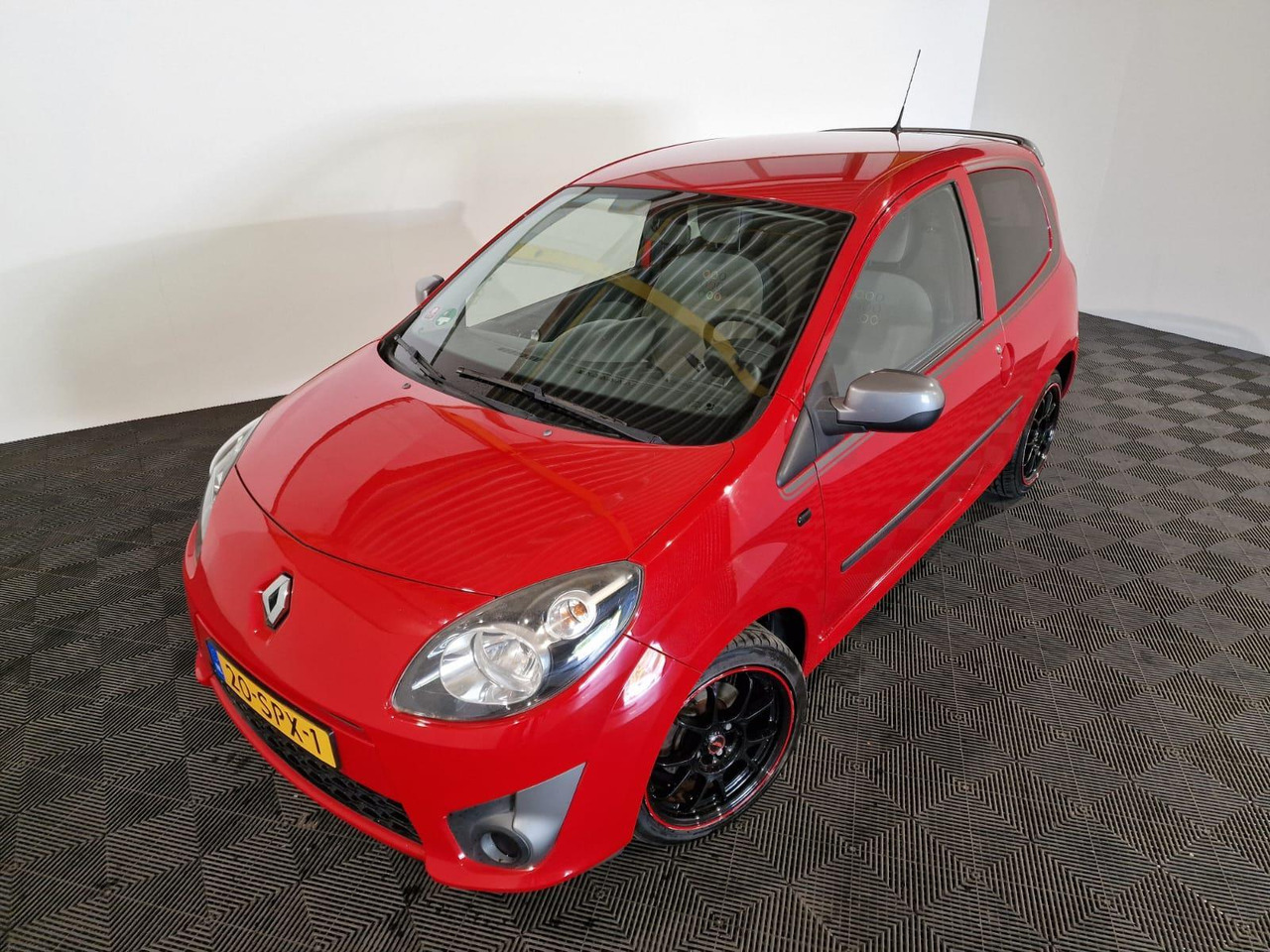 Renault Twingo 1.2-16V Collection 20-SPX-1 149.179 km - Henkilöauto: kuva Renault Twingo 1.2-16V Collection 20-SPX-1 149.179 km - Henkilöauto Renault Twingo 1.2-16V Collection 20-SPX-1 149.179 km - Henkilöauto: kuva Renault Twingo 1.2-16V Collection 20-SPX-1 149.179 km - Henkilöauto