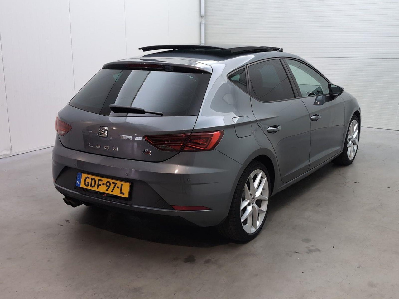 SEAT Leon 1.8 TSI FR Business Intense | 2018 | 158.529 km | Automaat | GDF97L | NAP: Geen oordeel - Viistoperä: kuva SEAT Leon 1.8 TSI FR Business Intense | 2018 | 158.529 km | Automaat | GDF97L | NAP: Geen oordeel - Viistoperä SEAT Leon 1.8 TSI FR Business Intense | 2018 | 158.529 km | Automaat | GDF97L | NAP: Geen oordeel - Viistoperä: kuva SEAT Leon 1.8 TSI FR Business Intense | 2018 | 158.529 km | Automaat | GDF97L | NAP: Geen oordeel - Viistoperä