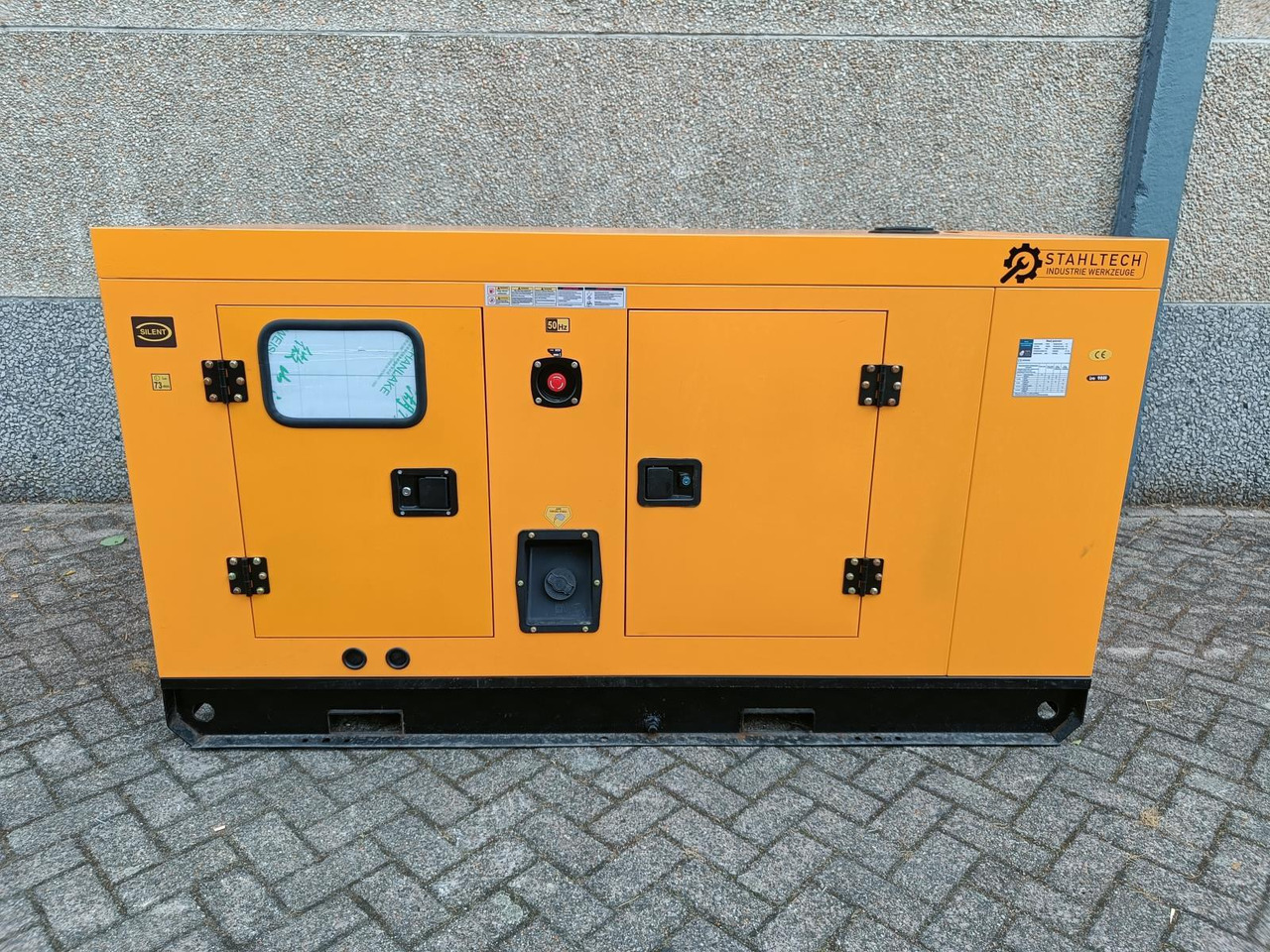 Stahltech 70kVA Diesel Generator Nieuw - Sähkögeneraattori: kuva Stahltech 70kVA Diesel Generator Nieuw - Sähkögeneraattori Stahltech 70kVA Diesel Generator Nieuw - Sähkögeneraattori: kuva Stahltech 70kVA Diesel Generator Nieuw - Sähkögeneraattori