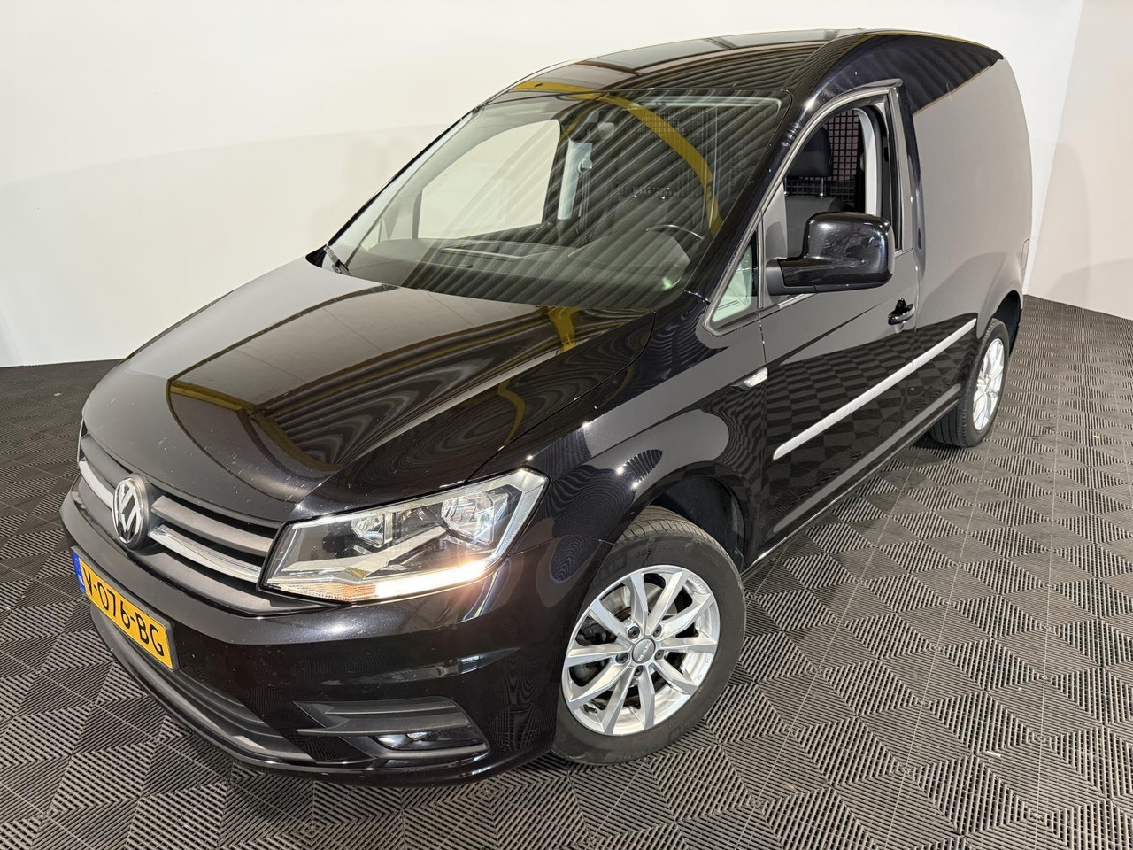 Volkswagen | Caddy | 2.0 TDI L1H1 BMT Highline | 2016 | 164.766 km | V076BG | Logisch - Pieni pakettiauto: kuva Volkswagen | Caddy | 2.0 TDI L1H1 BMT Highline | 2016 | 164.766 km | V076BG | Logisch - Pieni pakettiauto Volkswagen | Caddy | 2.0 TDI L1H1 BMT Highline | 2016 | 164.766 km | V076BG | Logisch - Pieni pakettiauto: kuva Volkswagen | Caddy | 2.0 TDI L1H1 BMT Highline | 2016 | 164.766 km | V076BG | Logisch - Pieni pakettiauto