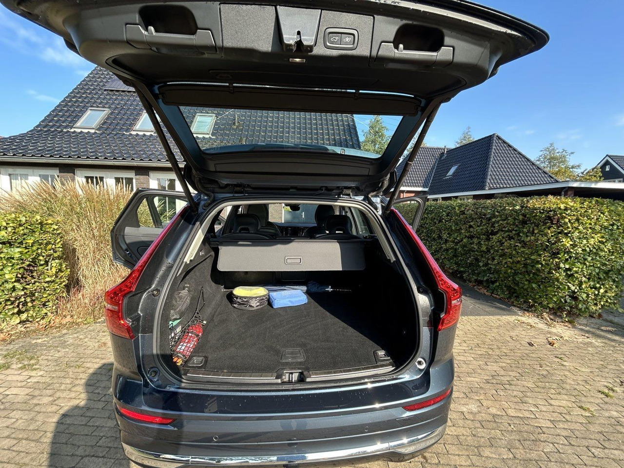 Volvo | XC60 | 2.0 B5 Inscription | 2022 | 78.918 km | P456HV | Logisch - Maasturi/ Katumaasturi: kuva Volvo | XC60 | 2.0 B5 Inscription | 2022 | 78.918 km | P456HV | Logisch - Maasturi/ Katumaasturi Volvo | XC60 | 2.0 B5 Inscription | 2022 | 78.918 km | P456HV | Logisch - Maasturi/ Katumaasturi: kuva Volvo | XC60 | 2.0 B5 Inscription | 2022 | 78.918 km | P456HV | Logisch - Maasturi/ Katumaasturi