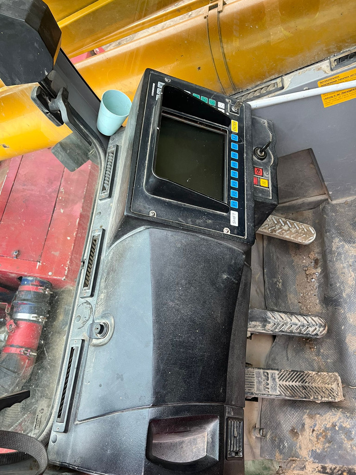 LIEBHERR LTM1045 - Ajoneuvonosturi: kuva LIEBHERR LTM1045 - Ajoneuvonosturi LIEBHERR LTM1045 - Ajoneuvonosturi: kuva LIEBHERR LTM1045 - Ajoneuvonosturi