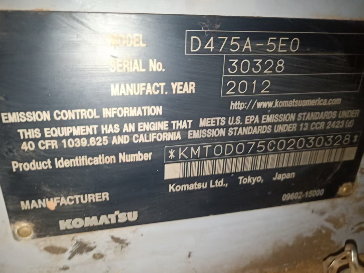 KOMATSU D475A-5EO - Työkalu/ Laitteet: kuva KOMATSU D475A-5EO - Työkalu/ Laitteet KOMATSU D475A-5EO - Työkalu/ Laitteet: kuva KOMATSU D475A-5EO - Työkalu/ Laitteet