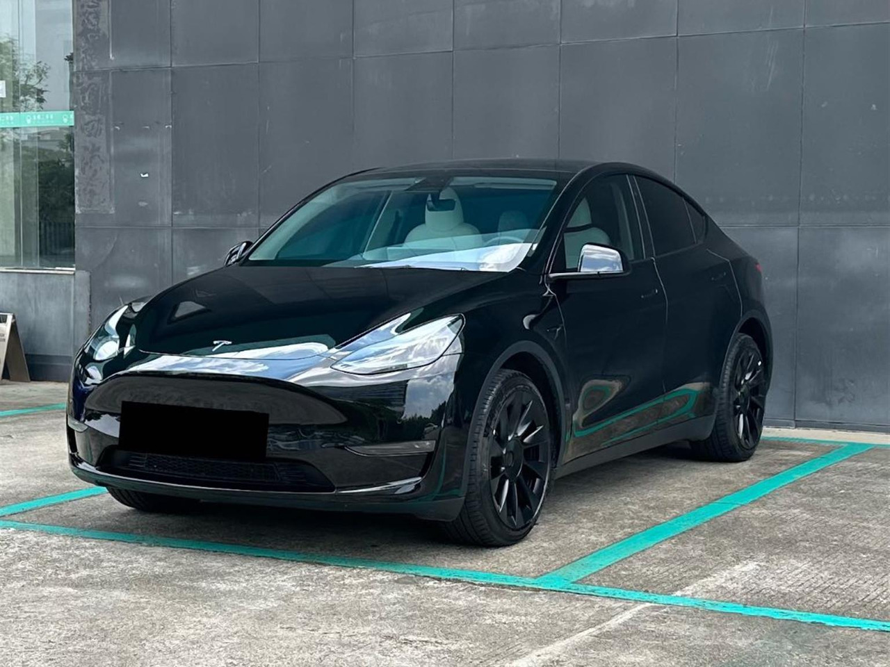 TESLA MODEL Y - Henkilöauto: kuva TESLA MODEL Y - Henkilöauto TESLA MODEL Y - Henkilöauto: kuva TESLA MODEL Y - Henkilöauto