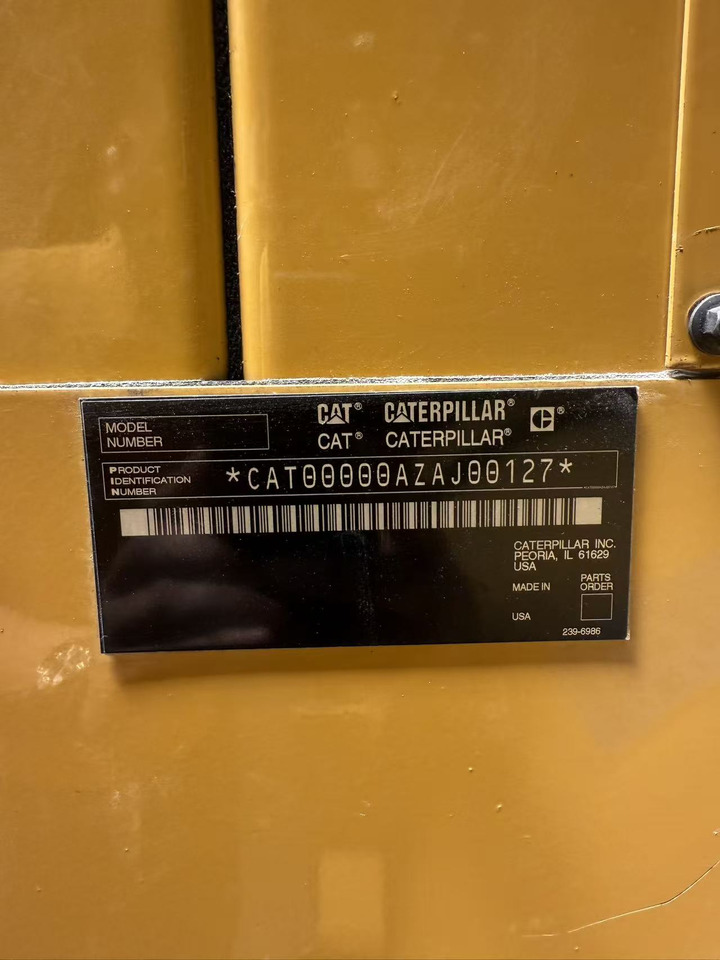 CATPILLAR 3512B - Teollisuuden kone, Sähkögeneraattori: kuva CATPILLAR 3512B - Teollisuuden kone, Sähkögeneraattori CATPILLAR 3512B - Teollisuuden kone, Sähkögeneraattori: kuva CATPILLAR 3512B - Teollisuuden kone, Sähkögeneraattori