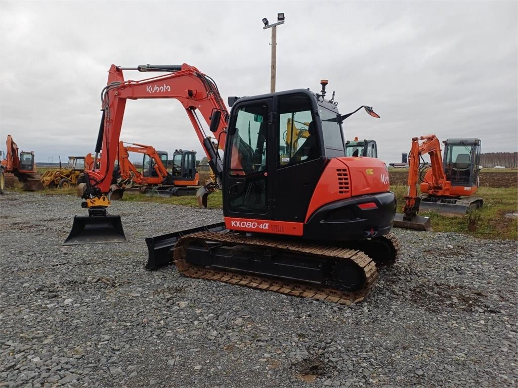 Kubota Kx080-4a Engcon pyörittäjällä - Minikuormaaja: kuva Kubota Kx080-4a Engcon pyörittäjällä - Minikuormaaja Kubota Kx080-4a Engcon pyörittäjällä - Minikuormaaja: kuva Kubota Kx080-4a Engcon pyörittäjällä - Minikuormaaja