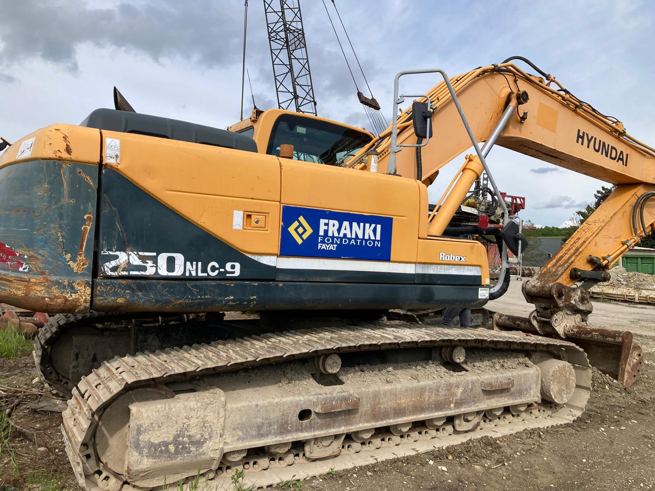 PELLE SUR CHENILLES HYUNDAI ROBEX 250 NLC-9 - Telakaivukone: kuva PELLE SUR CHENILLES HYUNDAI ROBEX 250 NLC-9 - Telakaivukone PELLE SUR CHENILLES HYUNDAI ROBEX 250 NLC-9 - Telakaivukone: kuva PELLE SUR CHENILLES HYUNDAI ROBEX 250 NLC-9 - Telakaivukone