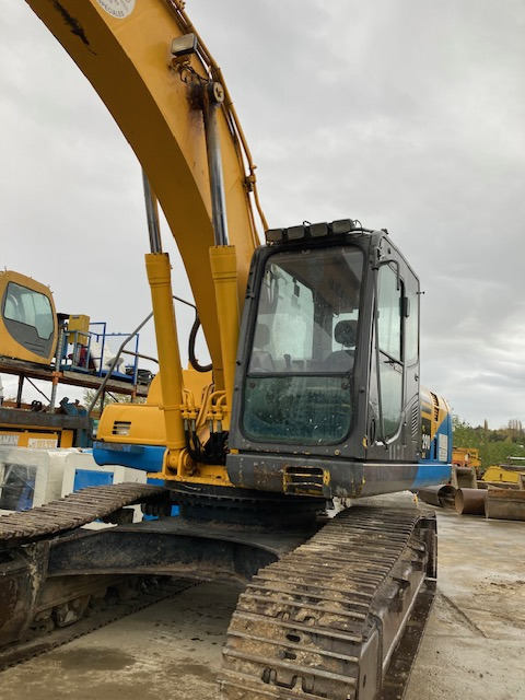 PELLE SUR CHENILLES KOMATSU PC 290 NLC - Telakaivukone: kuva PELLE SUR CHENILLES KOMATSU PC 290 NLC - Telakaivukone PELLE SUR CHENILLES KOMATSU PC 290 NLC - Telakaivukone: kuva PELLE SUR CHENILLES KOMATSU PC 290 NLC - Telakaivukone