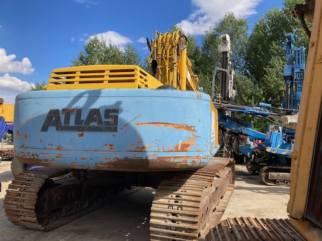 Pelle sur Chenilles ATLAS 1804 - Telakaivukone: kuva Pelle sur Chenilles ATLAS 1804 - Telakaivukone Pelle sur Chenilles ATLAS 1804 - Telakaivukone: kuva Pelle sur Chenilles ATLAS 1804 - Telakaivukone