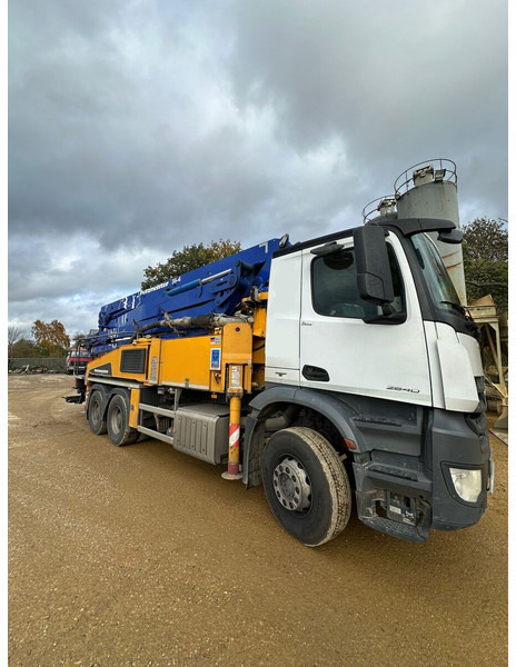 Putzmeister 36-4 - Hinattava betonipumppu: kuva Putzmeister 36-4 - Hinattava betonipumppu Putzmeister 36-4 - Hinattava betonipumppu: kuva Putzmeister 36-4 - Hinattava betonipumppu