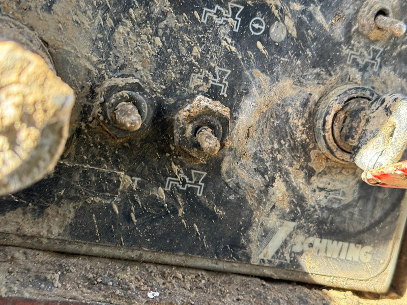 Schwing SP 750-18 - Hinattava betonipumppu: kuva Schwing SP 750-18 - Hinattava betonipumppu Schwing SP 750-18 - Hinattava betonipumppu: kuva Schwing SP 750-18 - Hinattava betonipumppu