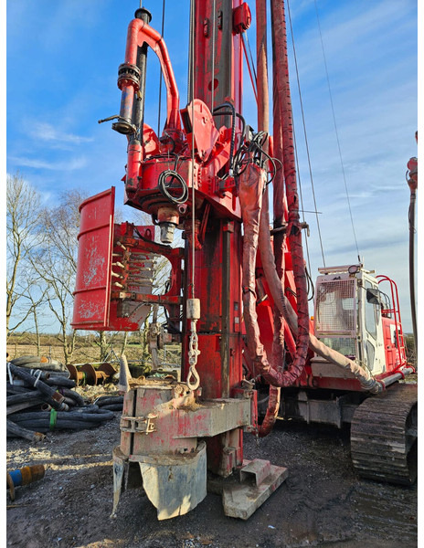 Soilmec R312 /200 - Porakone: kuva Soilmec R312 /200 - Porakone Soilmec R312 /200 - Porakone: kuva Soilmec R312 /200 - Porakone