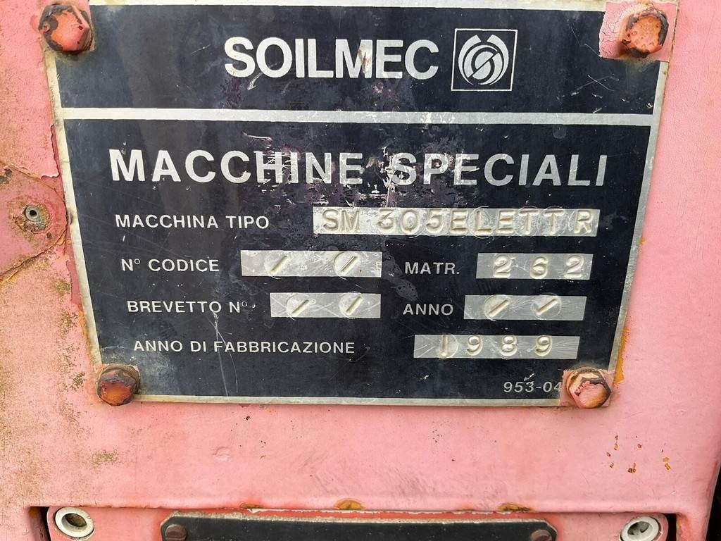Soilmec SM305 - Porakone: kuva Soilmec SM305 - Porakone Soilmec SM305 - Porakone: kuva Soilmec SM305 - Porakone