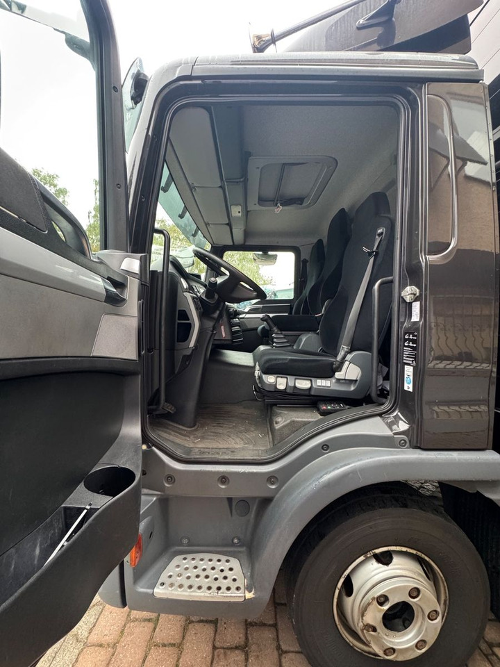 MAN TGL 12.220/LBW/Klima/Navi/2xAHK - Juomien kuljetukseen kuorma-auto: kuva MAN TGL 12.220/LBW/Klima/Navi/2xAHK - Juomien kuljetukseen kuorma-auto MAN TGL 12.220/LBW/Klima/Navi/2xAHK - Juomien kuljetukseen kuorma-auto: kuva MAN TGL 12.220/LBW/Klima/Navi/2xAHK - Juomien kuljetukseen kuorma-auto