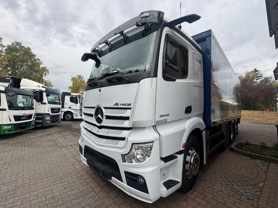Mercedes-Benz Actros 2548L-/Lenk-Lift/Retarder/Mirror-Cam - Juomien kuljetukseen kuorma-auto: kuva  Mercedes-Benz Actros 2548L-/Lenk-Lift/Retarder/Mirror-Cam - Juomien kuljetukseen kuorma-auto Mercedes-Benz Actros 2548L-/Lenk-Lift/Retarder/Mirror-Cam - Juomien kuljetukseen kuorma-auto: kuva  Mercedes-Benz Actros 2548L-/Lenk-Lift/Retarder/Mirror-Cam - Juomien kuljetukseen kuorma-auto
