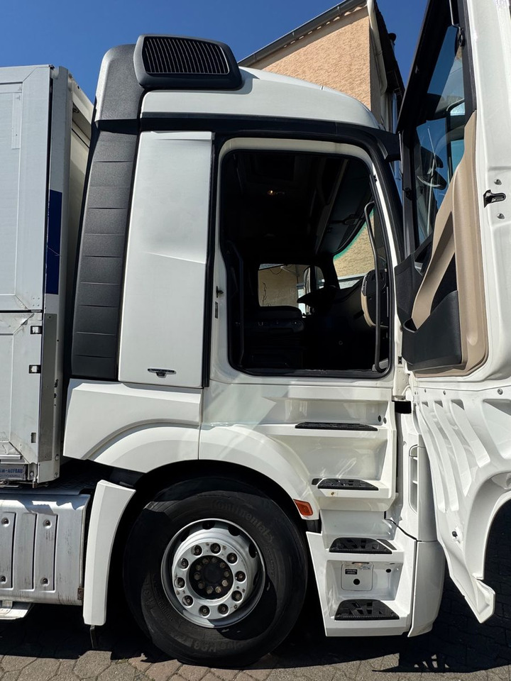 Mercedes-Benz Actros2545/Lift-Lenk/Mitnahmestp/Retarder - Umpikori kuorma-auto: kuva Mercedes-Benz Actros2545/Lift-Lenk/Mitnahmestp/Retarder - Umpikori kuorma-auto Mercedes-Benz Actros2545/Lift-Lenk/Mitnahmestp/Retarder - Umpikori kuorma-auto: kuva Mercedes-Benz Actros2545/Lift-Lenk/Mitnahmestp/Retarder - Umpikori kuorma-auto