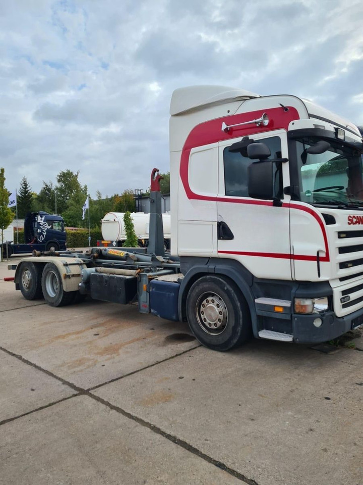 Scania R420/6x2/Klima/B-L/Motorschaden - Koukkulava kuorma-auto: kuva Scania R420/6x2/Klima/B-L/Motorschaden - Koukkulava kuorma-auto Scania R420/6x2/Klima/B-L/Motorschaden - Koukkulava kuorma-auto: kuva Scania R420/6x2/Klima/B-L/Motorschaden - Koukkulava kuorma-auto