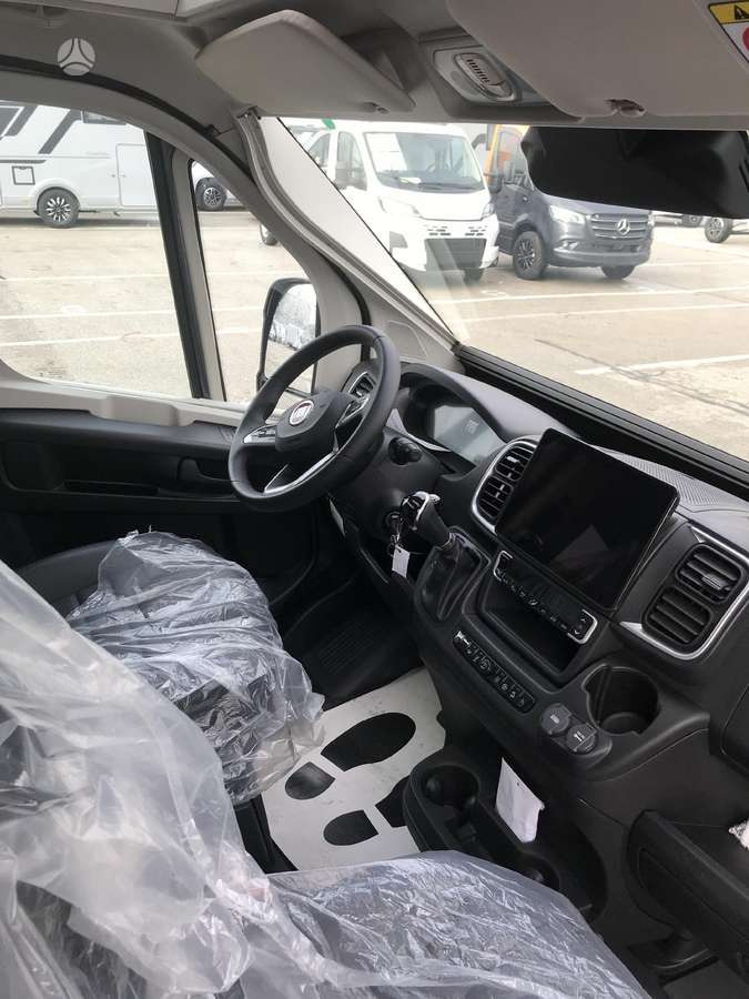 ADRIA Twin Sport 640 SG - Retkeilyauto: kuva ADRIA Twin Sport 640 SG - Retkeilyauto ADRIA Twin Sport 640 SG - Retkeilyauto: kuva ADRIA Twin Sport 640 SG - Retkeilyauto