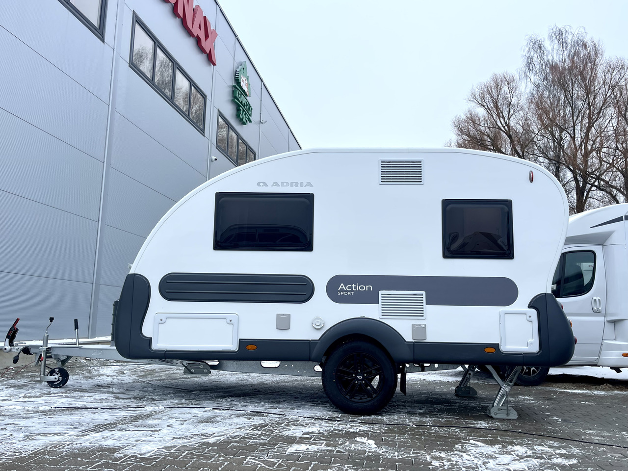 Adria Action Sport - Asuntovaunu: kuva Adria Action Sport - Asuntovaunu Adria Action Sport - Asuntovaunu: kuva Adria Action Sport - Asuntovaunu