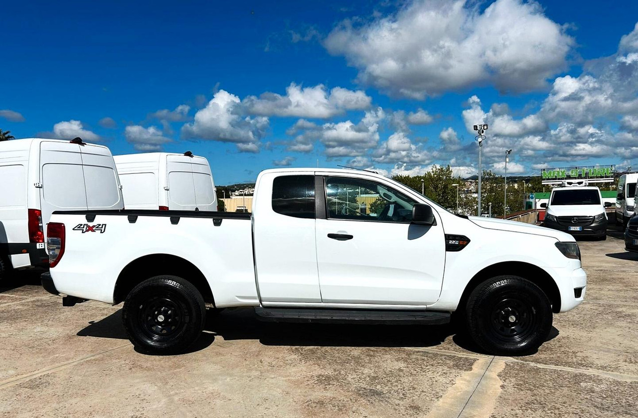 Ford Ranger 2.2 160 cv XL Supercab 4 posti 4wd gan - Avolava-auto: kuva Ford Ranger 2.2 160 cv XL Supercab 4 posti 4wd gan - Avolava-auto Ford Ranger 2.2 160 cv XL Supercab 4 posti 4wd gan - Avolava-auto: kuva Ford Ranger 2.2 160 cv XL Supercab 4 posti 4wd gan - Avolava-auto