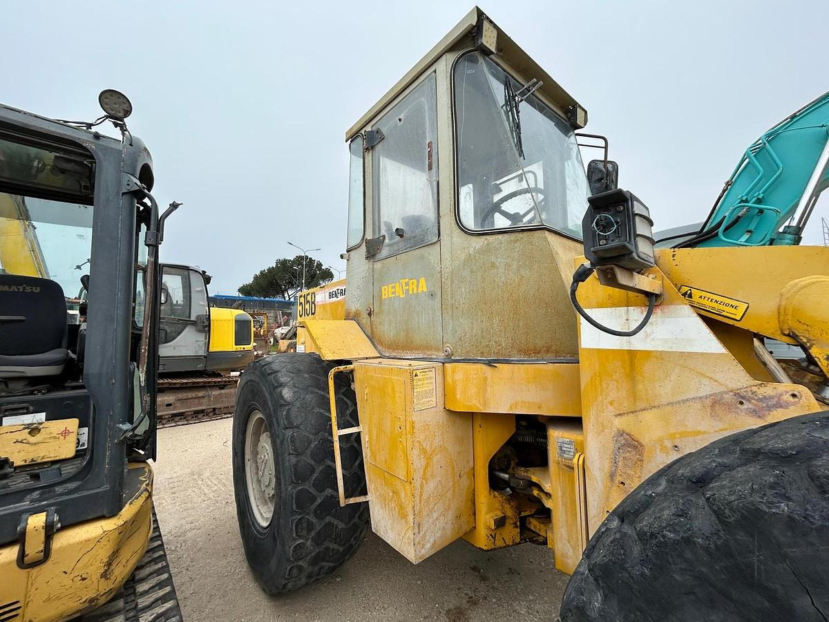 BENFRA 515B - Pyöräkuormaaja: kuva BENFRA 515B - Pyöräkuormaaja BENFRA 515B - Pyöräkuormaaja: kuva BENFRA 515B - Pyöräkuormaaja