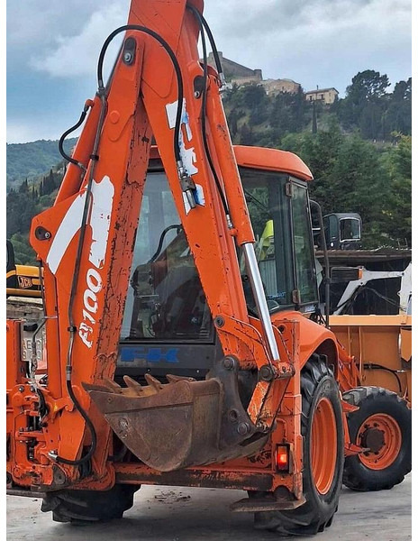 Fiat KOBELCO FB100 - Kaivuri-trukki: kuva Fiat KOBELCO FB100 - Kaivuri-trukki Fiat KOBELCO FB100 - Kaivuri-trukki: kuva Fiat KOBELCO FB100 - Kaivuri-trukki