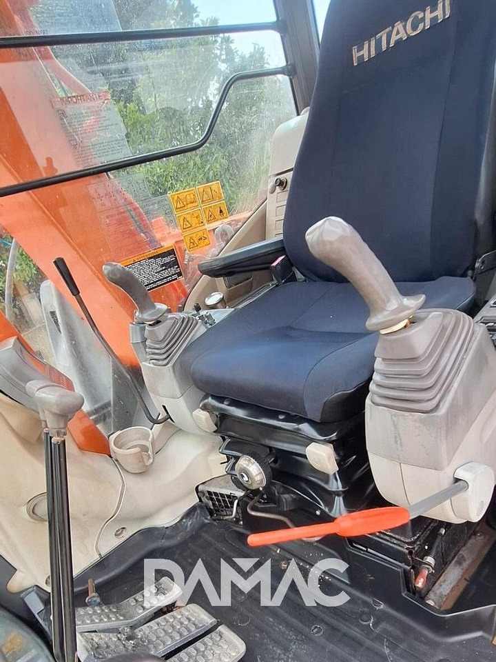 HITACHI ZX70LC - Minikuormaaja: kuva HITACHI ZX70LC - Minikuormaaja HITACHI ZX70LC - Minikuormaaja: kuva HITACHI ZX70LC - Minikuormaaja