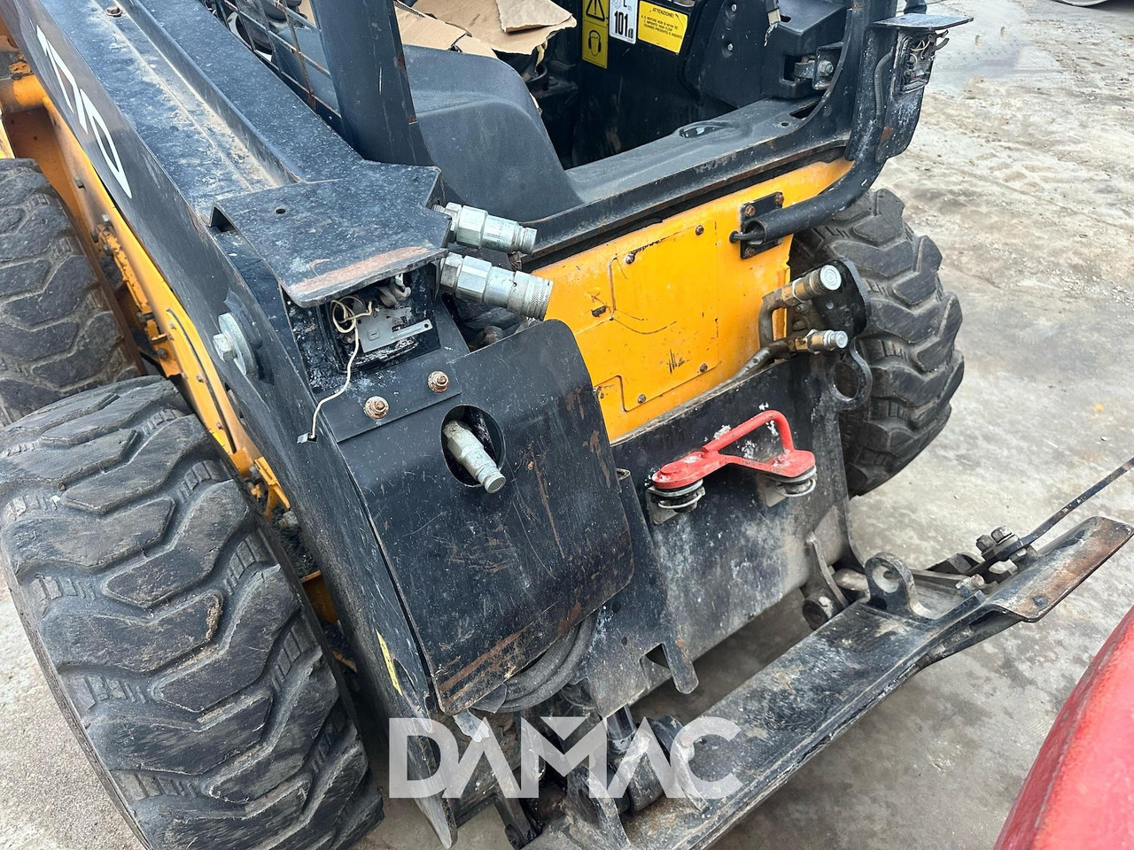 JCB 170HF - Liukuohjattu kuormaaja: kuva JCB 170HF - Liukuohjattu kuormaaja JCB 170HF - Liukuohjattu kuormaaja: kuva JCB 170HF - Liukuohjattu kuormaaja