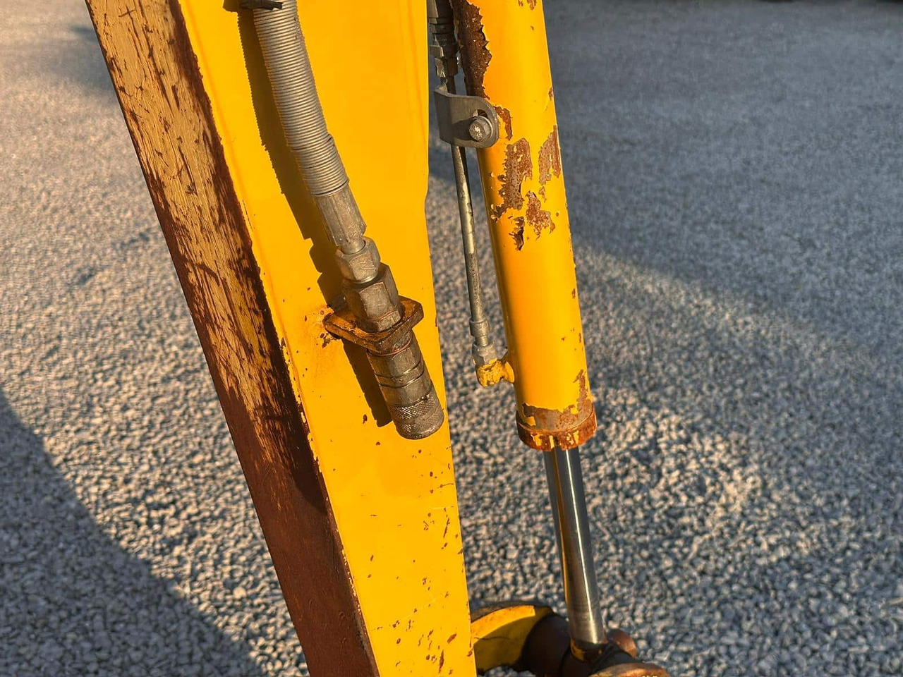 Leasing KOMATSU PC16R-3HS KOMATSU PC16R-3HS: kuva Leasing KOMATSU PC16R-3HS KOMATSU PC16R-3HS Leasing KOMATSU PC16R-3HS KOMATSU PC16R-3HS: kuva Leasing KOMATSU PC16R-3HS KOMATSU PC16R-3HS