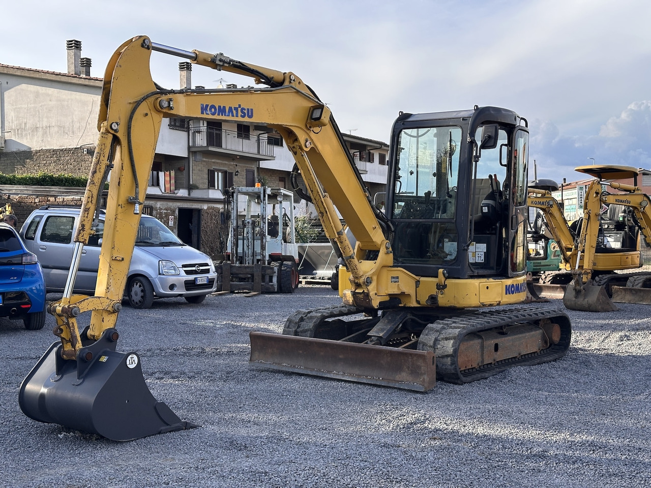 KOMATSU PC55MR-3 - Minikuormaaja: kuva KOMATSU PC55MR-3 - Minikuormaaja KOMATSU PC55MR-3 - Minikuormaaja: kuva KOMATSU PC55MR-3 - Minikuormaaja