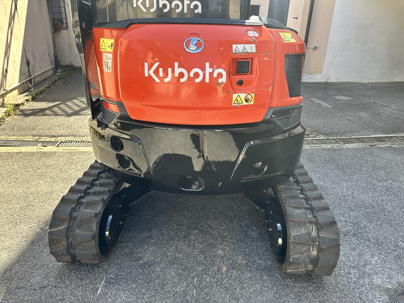 Kubota U36-4 - Minikuormaaja: kuva Kubota U36-4 - Minikuormaaja Kubota U36-4 - Minikuormaaja: kuva Kubota U36-4 - Minikuormaaja