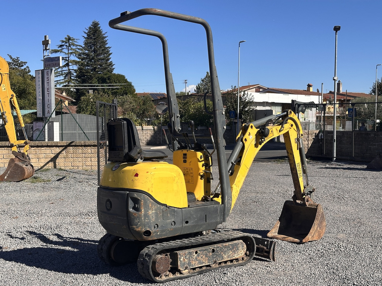 WACKER NEUSON E08-01 - Minikuormaaja: kuva WACKER NEUSON E08-01 - Minikuormaaja WACKER NEUSON E08-01 - Minikuormaaja: kuva WACKER NEUSON E08-01 - Minikuormaaja