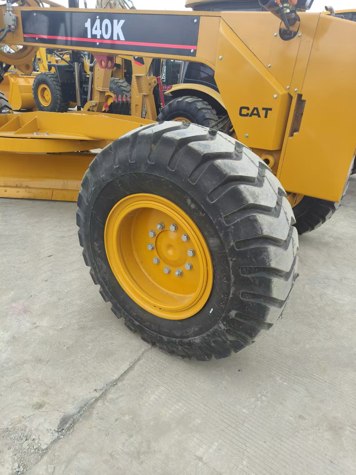 CATERPILLAR 140H - Tiehöylä: kuva CATERPILLAR 140H - Tiehöylä CATERPILLAR 140H - Tiehöylä: kuva CATERPILLAR 140H - Tiehöylä