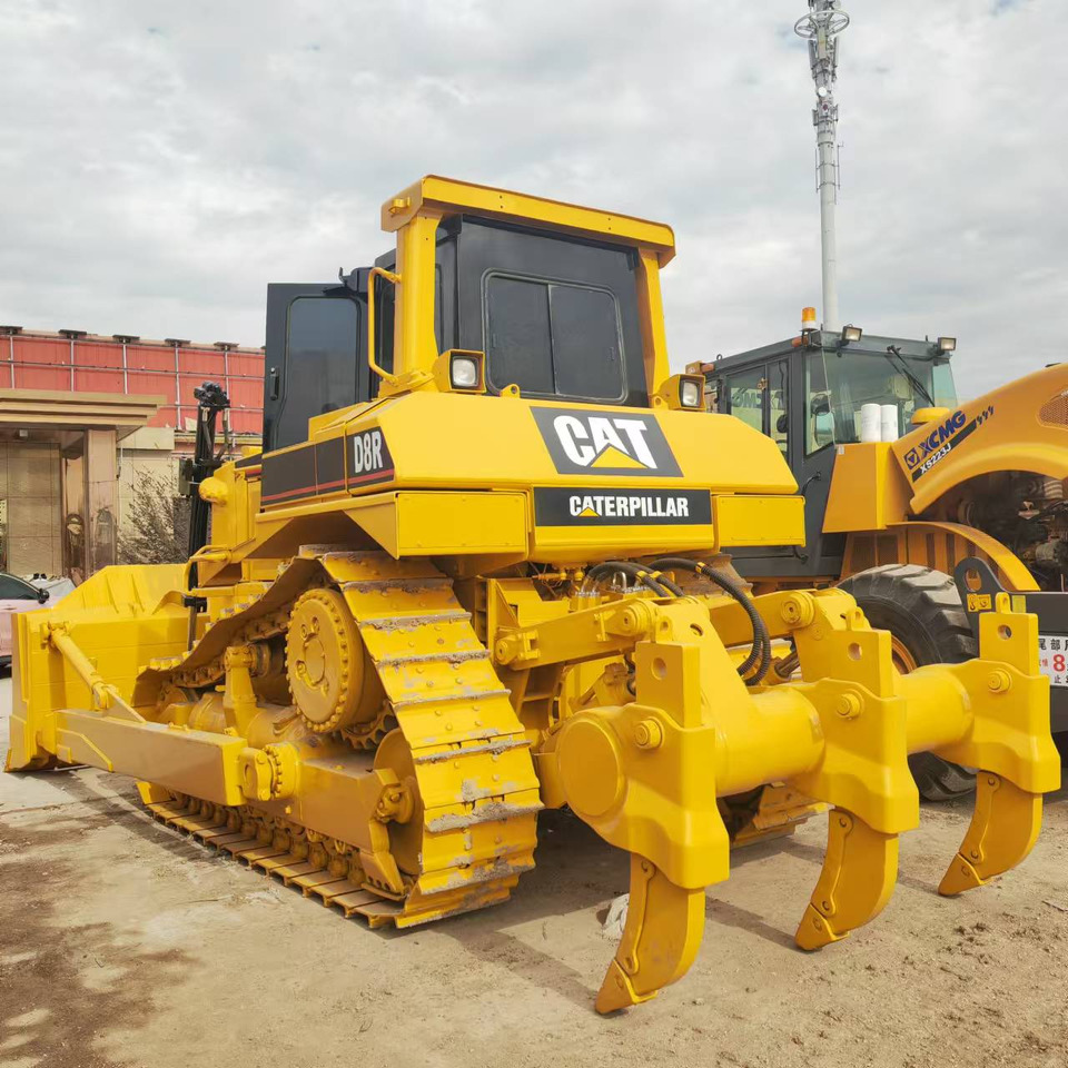CATERPILLAR D8R - Puskutraktori: kuva CATERPILLAR D8R - Puskutraktori CATERPILLAR D8R - Puskutraktori: kuva CATERPILLAR D8R - Puskutraktori