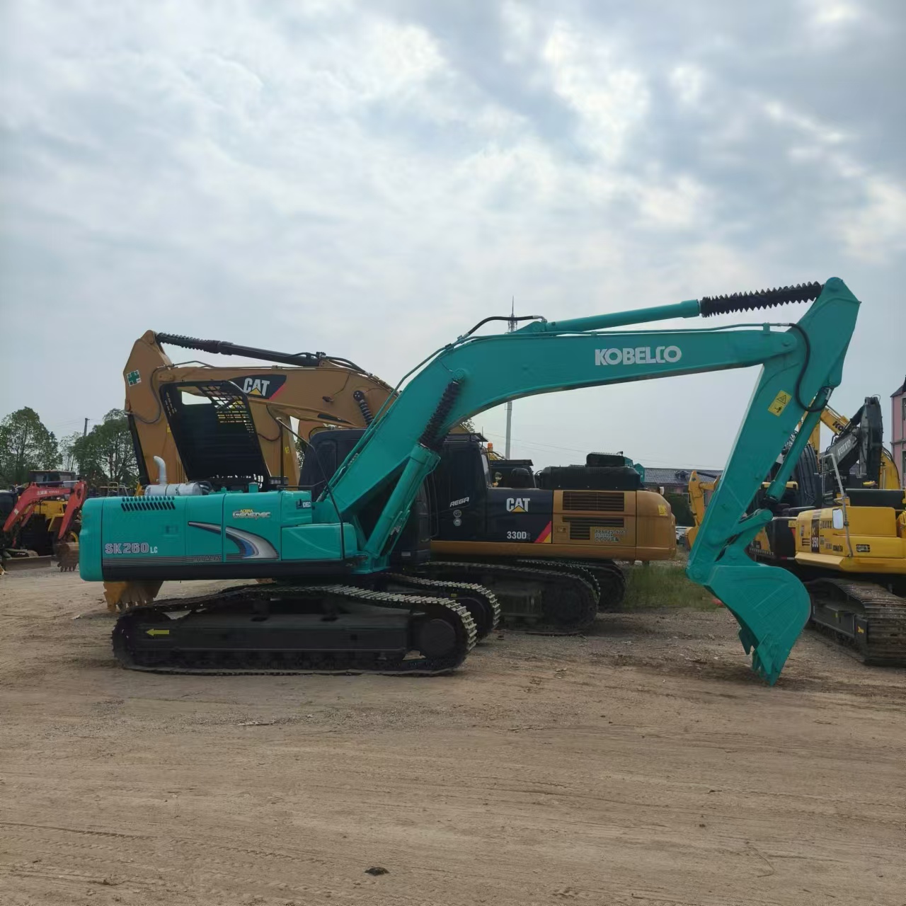 KOBELCO SK260 - Telakaivukone: kuva KOBELCO SK260 - Telakaivukone KOBELCO SK260 - Telakaivukone: kuva KOBELCO SK260 - Telakaivukone