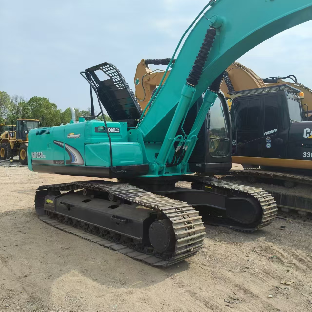 KOBELCO SK260 - Telakaivukone: kuva KOBELCO SK260 - Telakaivukone KOBELCO SK260 - Telakaivukone: kuva KOBELCO SK260 - Telakaivukone