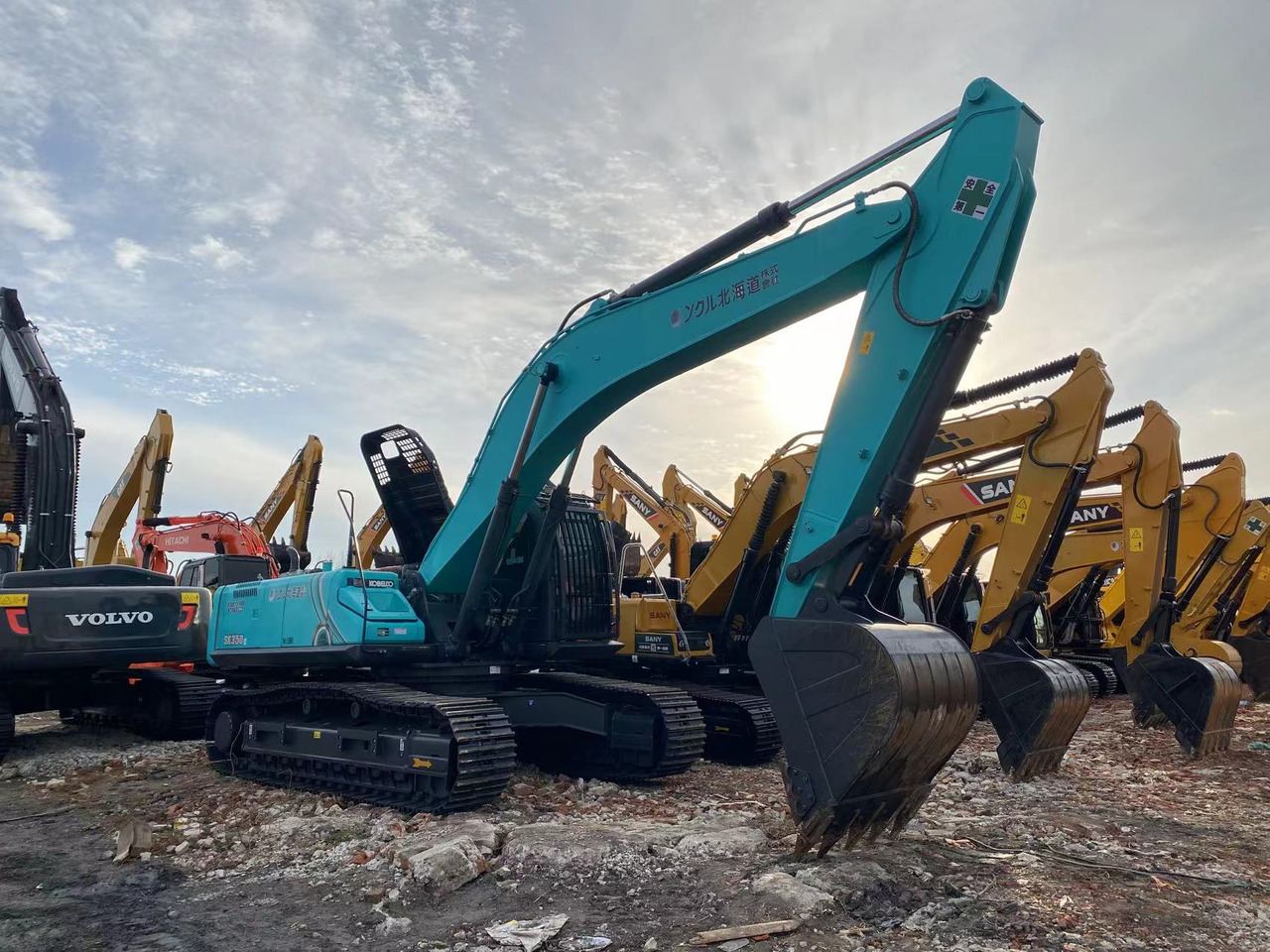 Telakaivukone KOBELCO SK350: kuva Telakaivukone KOBELCO SK350
