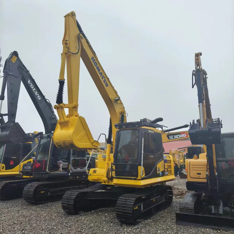 KOMATSU PC130-7 - Telakaivukone: kuva KOMATSU PC130-7 - Telakaivukone KOMATSU PC130-7 - Telakaivukone: kuva KOMATSU PC130-7 - Telakaivukone