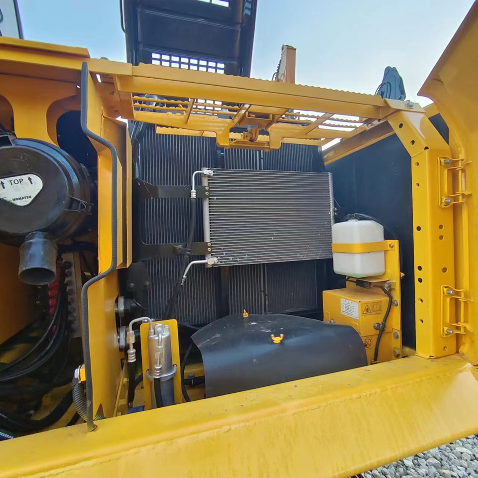 KOMATSU PC160 - Telakaivukone: kuva KOMATSU PC160 - Telakaivukone KOMATSU PC160 - Telakaivukone: kuva KOMATSU PC160 - Telakaivukone