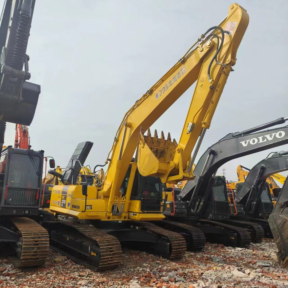 KOMATSU PC210LC - Telakaivukone: kuva KOMATSU PC210LC - Telakaivukone KOMATSU PC210LC - Telakaivukone: kuva KOMATSU PC210LC - Telakaivukone