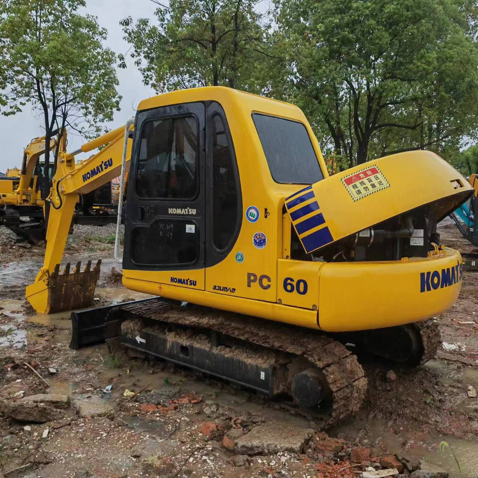 KOMATSU PC60-7 - Telakaivukone: kuva KOMATSU PC60-7 - Telakaivukone KOMATSU PC60-7 - Telakaivukone: kuva KOMATSU PC60-7 - Telakaivukone