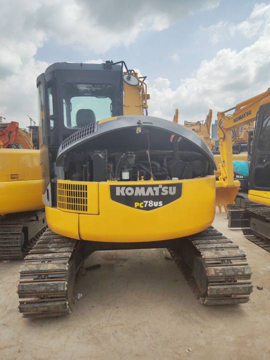 KOMATSU PC78US - Minikuormaaja: kuva KOMATSU PC78US - Minikuormaaja KOMATSU PC78US - Minikuormaaja: kuva KOMATSU PC78US - Minikuormaaja