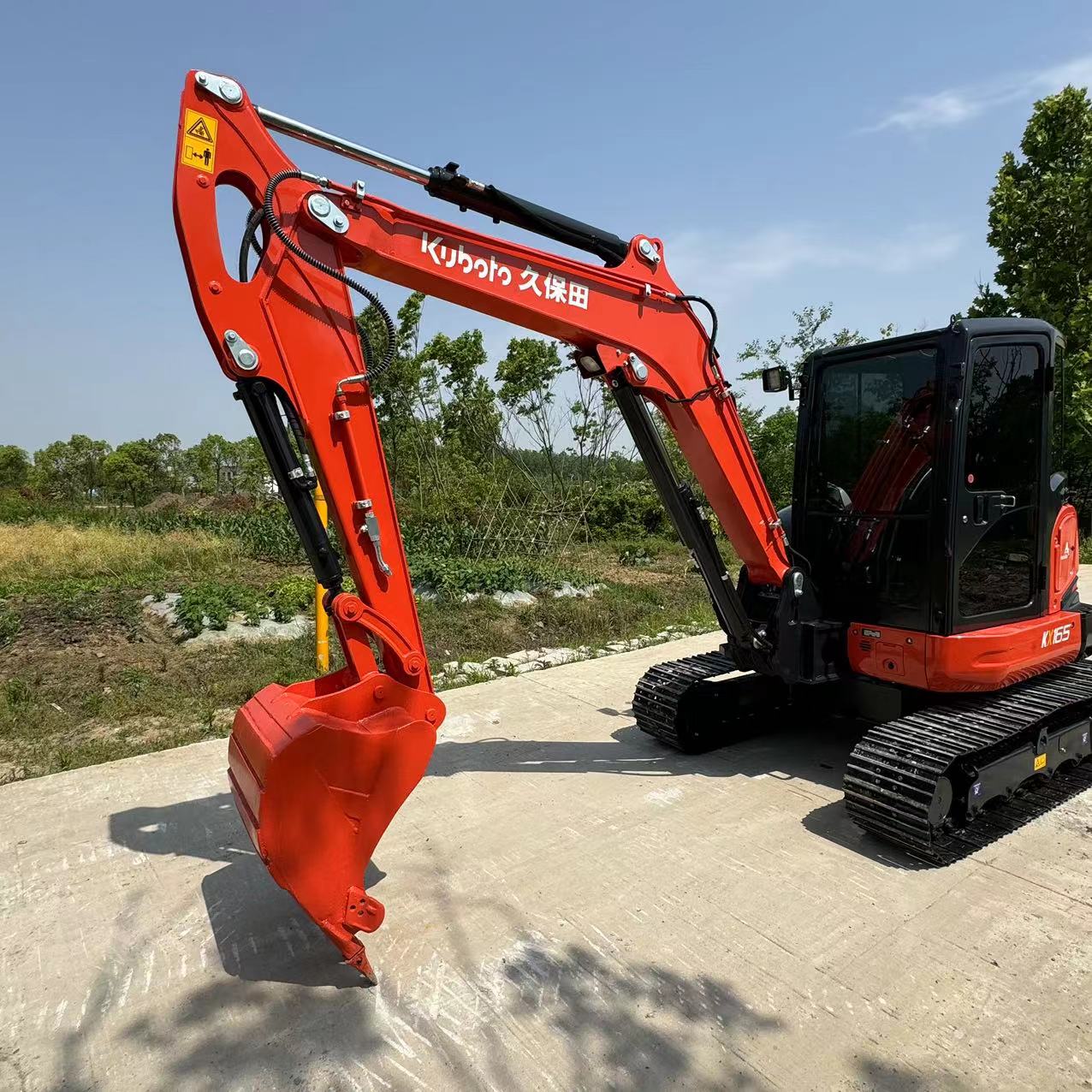 Minikuormaaja KUBOTA KX165: kuva Minikuormaaja KUBOTA KX165