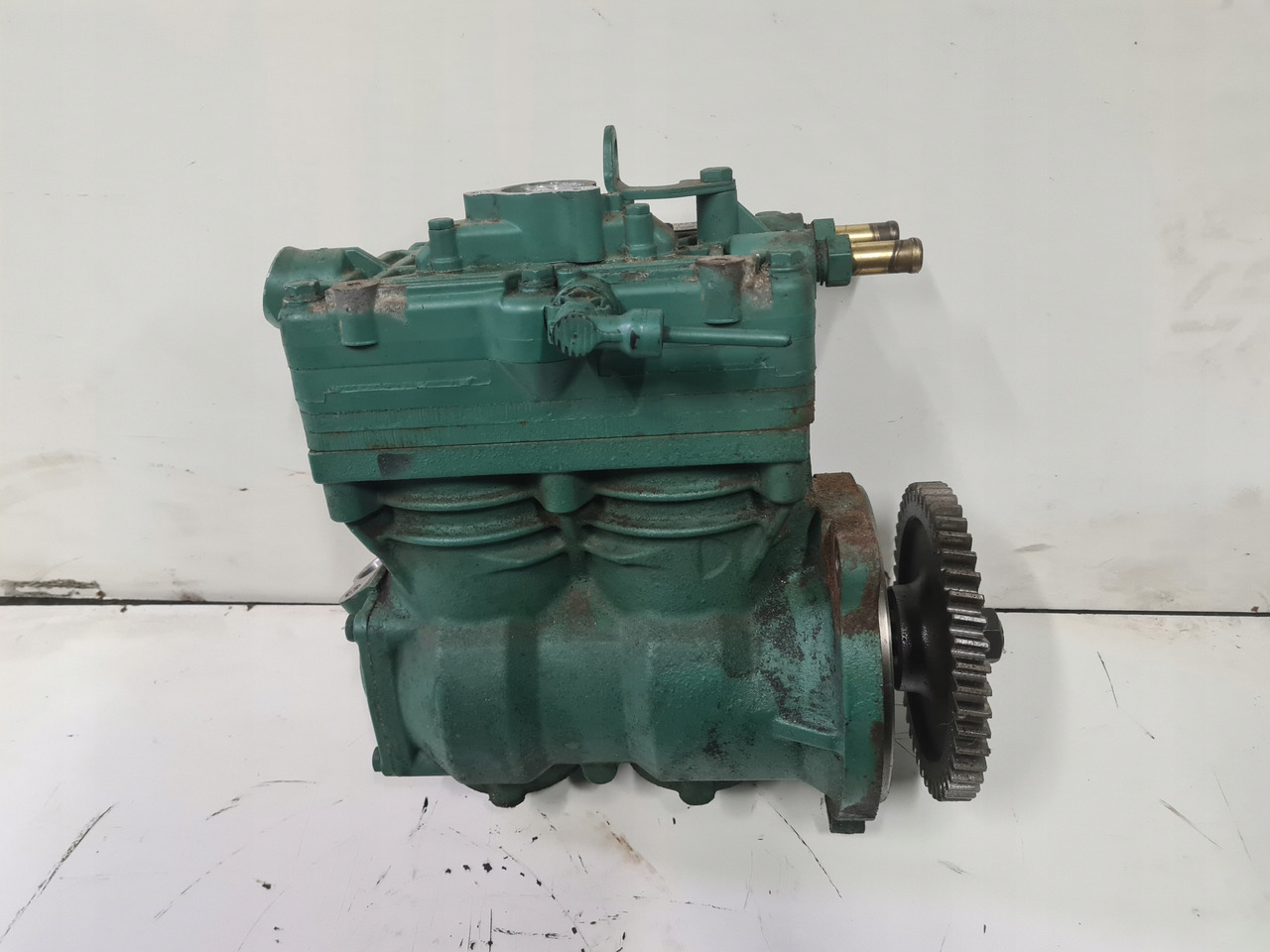 KNORR-BREMSE SPRĘŻARKA KOMPRESOR POWIETRZA RENAULT GAMA T EVO VOLVO FH 5 FM 5 ORYGINAŁ - Kompressori - Kuorma-auto: kuva KNORR-BREMSE SPRĘŻARKA KOMPRESOR POWIETRZA RENAULT GAMA T EVO VOLVO FH 5 FM 5 ORYGINAŁ - Kompressori - Kuorma-auto KNORR-BREMSE SPRĘŻARKA KOMPRESOR POWIETRZA RENAULT GAMA T EVO VOLVO FH 5 FM 5 ORYGINAŁ - Kompressori - Kuorma-auto: kuva KNORR-BREMSE SPRĘŻARKA KOMPRESOR POWIETRZA RENAULT GAMA T EVO VOLVO FH 5 FM 5 ORYGINAŁ - Kompressori - Kuorma-auto