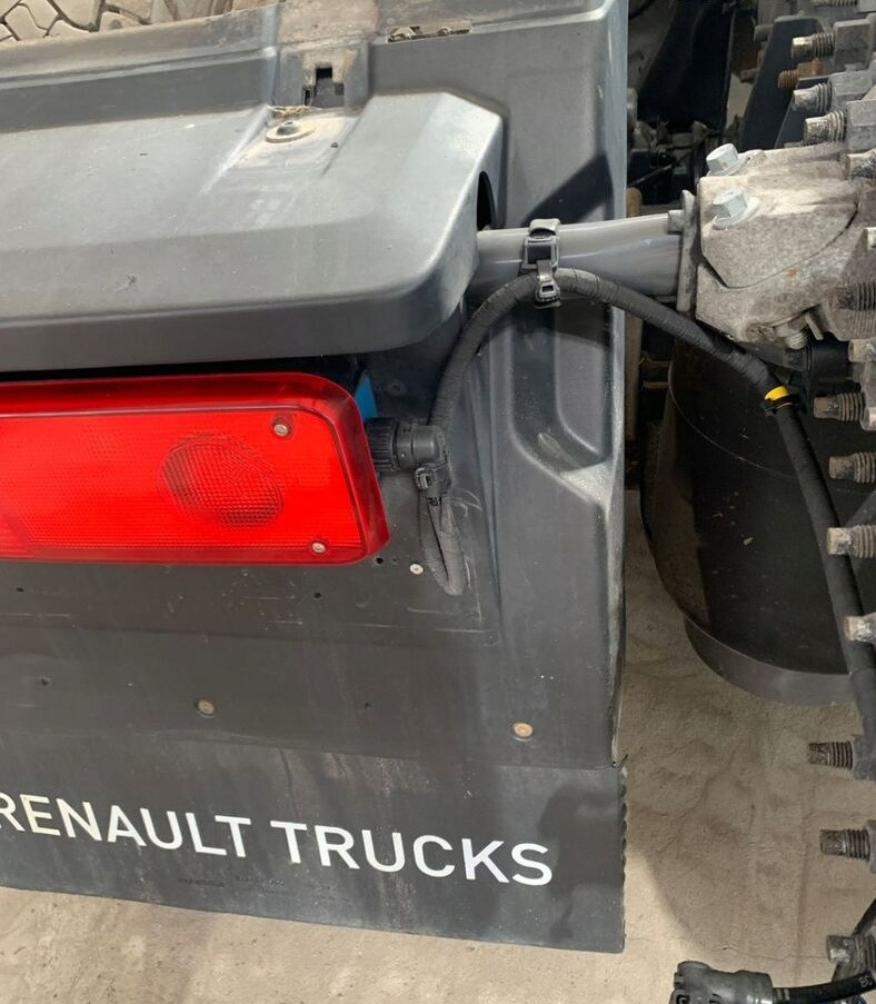 Renault BŁOTNIK LEWY TYŁ KOMPLETNY RENAULT GAMA T C RANGE - Lokasuoja - Kuorma-auto: kuva Renault BŁOTNIK LEWY TYŁ KOMPLETNY RENAULT GAMA T C RANGE - Lokasuoja - Kuorma-auto Renault BŁOTNIK LEWY TYŁ KOMPLETNY RENAULT GAMA T C RANGE - Lokasuoja - Kuorma-auto: kuva Renault BŁOTNIK LEWY TYŁ KOMPLETNY RENAULT GAMA T C RANGE - Lokasuoja - Kuorma-auto