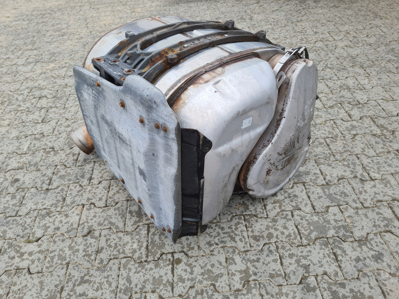 VOLVO KATALIZATOR TŁUMIK DPF FILTR KOMPLETNY VOLVO FH 4 FM 4 RENAULT GAMA T RANGE - Katalysaattori: kuva VOLVO KATALIZATOR TŁUMIK DPF FILTR KOMPLETNY VOLVO FH 4 FM 4 RENAULT GAMA T RANGE - Katalysaattori VOLVO KATALIZATOR TŁUMIK DPF FILTR KOMPLETNY VOLVO FH 4 FM 4 RENAULT GAMA T RANGE - Katalysaattori: kuva VOLVO KATALIZATOR TŁUMIK DPF FILTR KOMPLETNY VOLVO FH 4 FM 4 RENAULT GAMA T RANGE - Katalysaattori